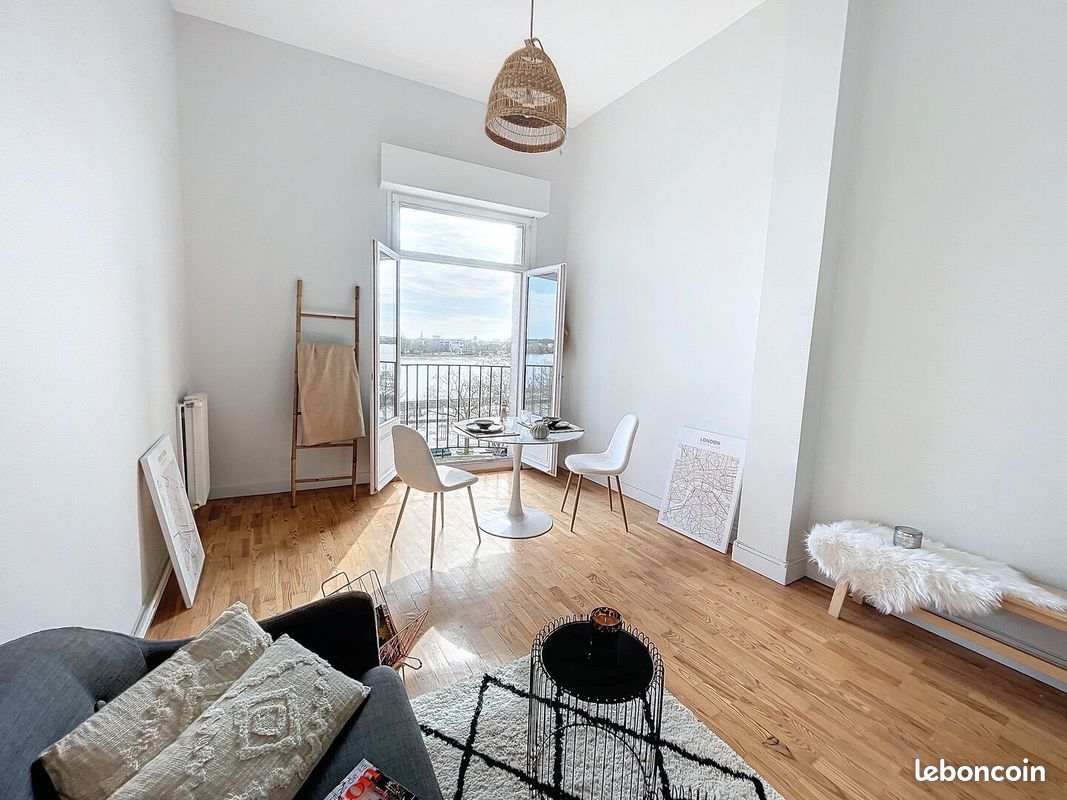 Appartement 2 pièces 56 m² - Bordeaux 33000 (image principale 1)