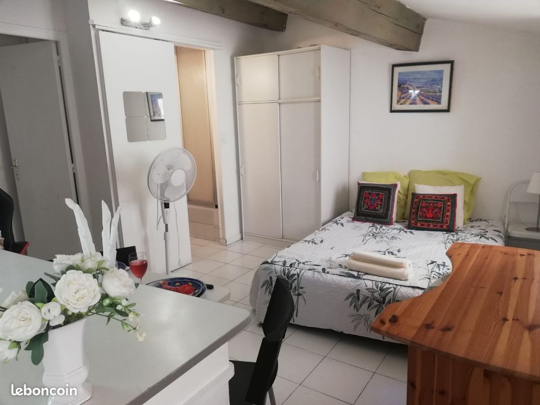 Appartement 1 pièce 21 m² · à Aix-en-Provence · 21 m² · 700 €