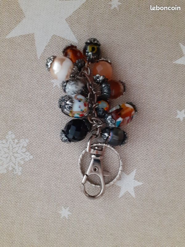 Porte-clés neuf à perles (image 2)