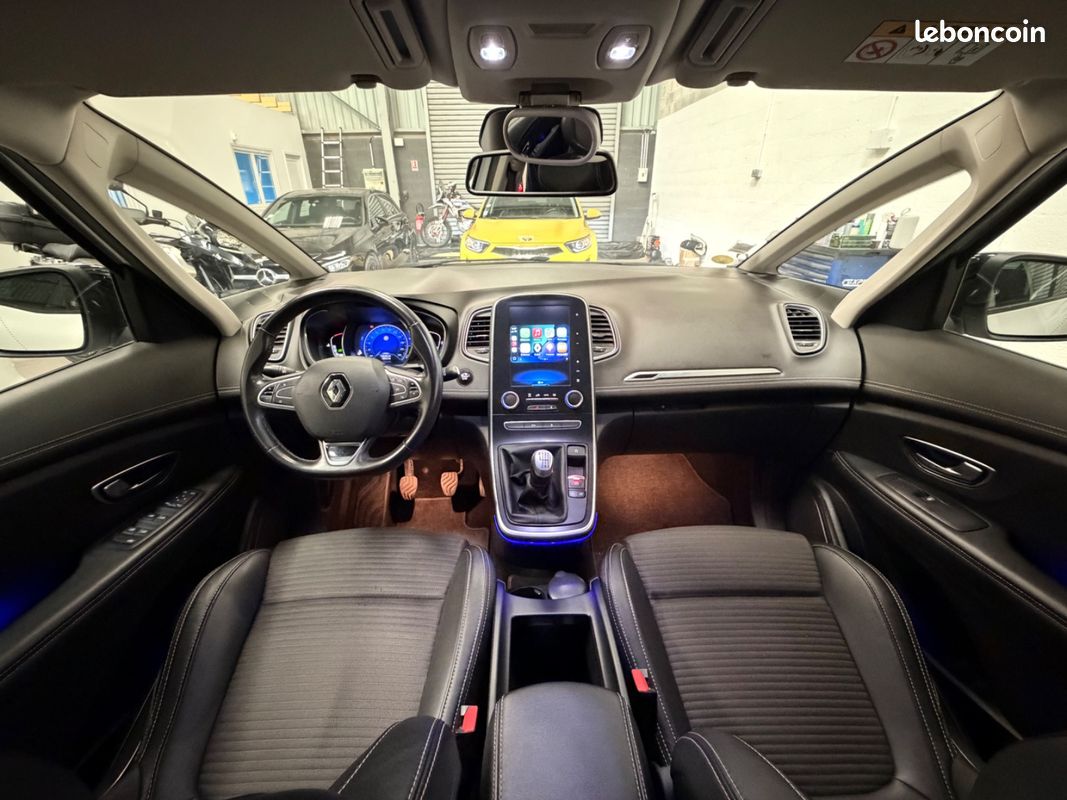 Renault SCÉNIC IV Intens 1.6 DCI 130 / CARPLAY FILAIRE / CAMERA RECUL / RADARS AV AR / GRAND ECRAN / KEYLESS /ROUE DE SECOURS GALETTE (image 2)