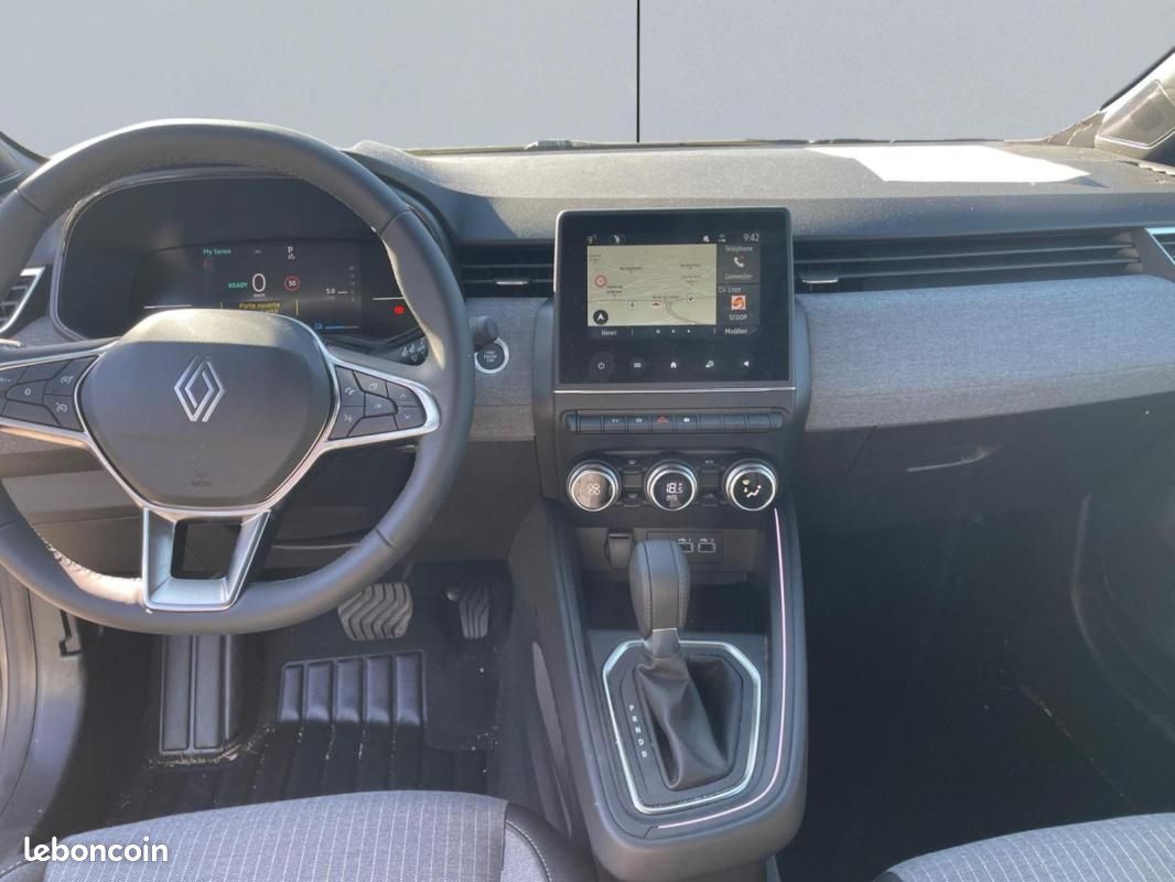 Renault Clio V E-Tech full hybrid 145 ch GSR2 Techno - 3500 KM / Garantie Constructeur 02-2028 (image 12)