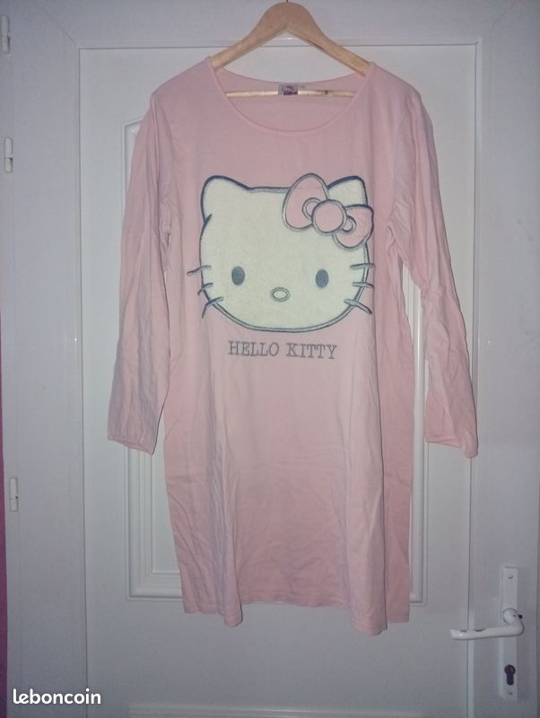 Chemise de nuit Hello Kitty taille xl (image 1)