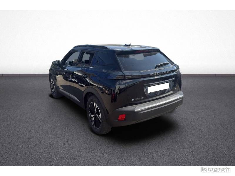 Peugeot 2008 Electrique 54 kWh 156 ch GT (image 4)