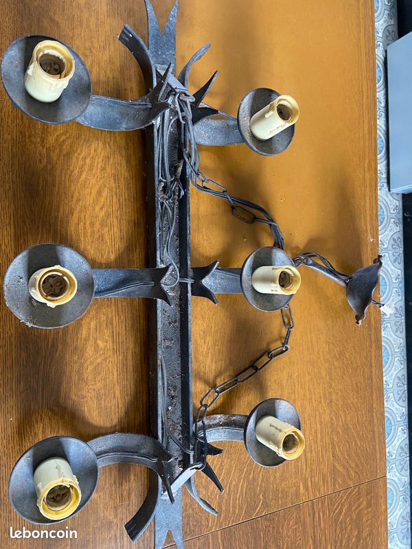 Lot de 3 Lustres en fer forgé et bois (image 6)