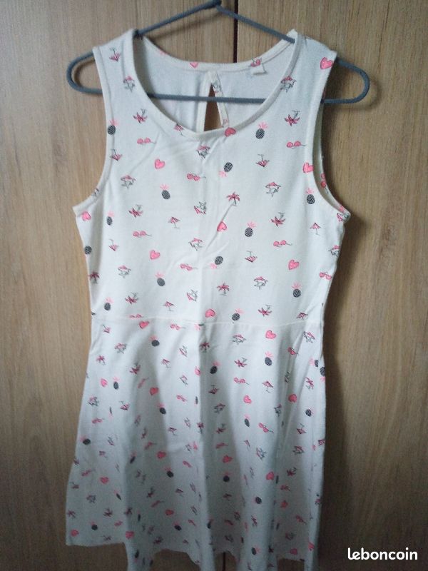 Robe 10 ans (image 1)