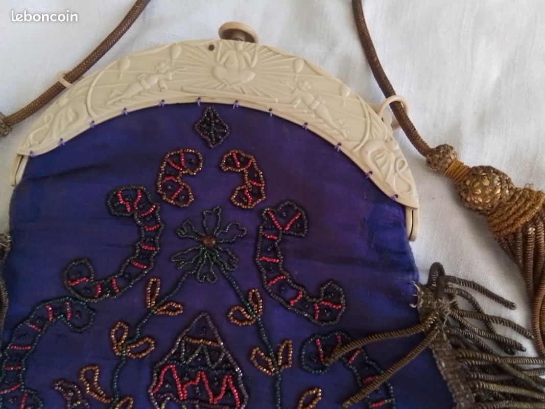 Petit sac réticule des années folles (image 1)
