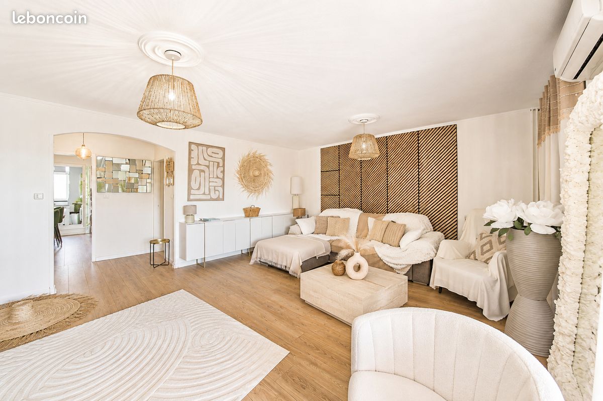 Appartement 3 pièces 81 m² · à Bastia · 81 m² · 240 000 €
