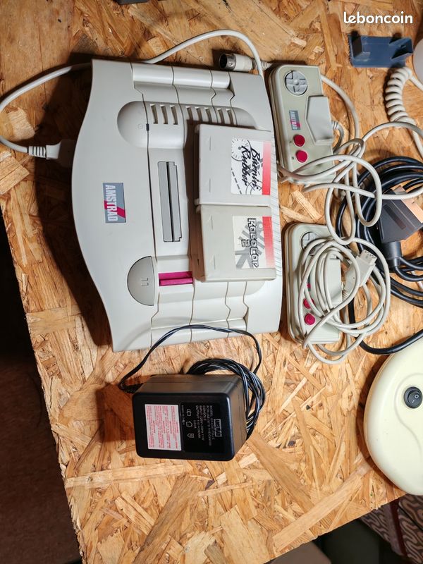 Console amstrad gx 4000 2.manettes + 2 Jeux (image 9)