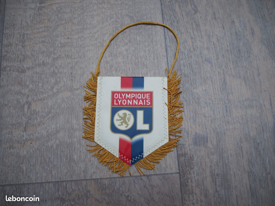 Drapeau de l'Olympique Lyonnais - Collection