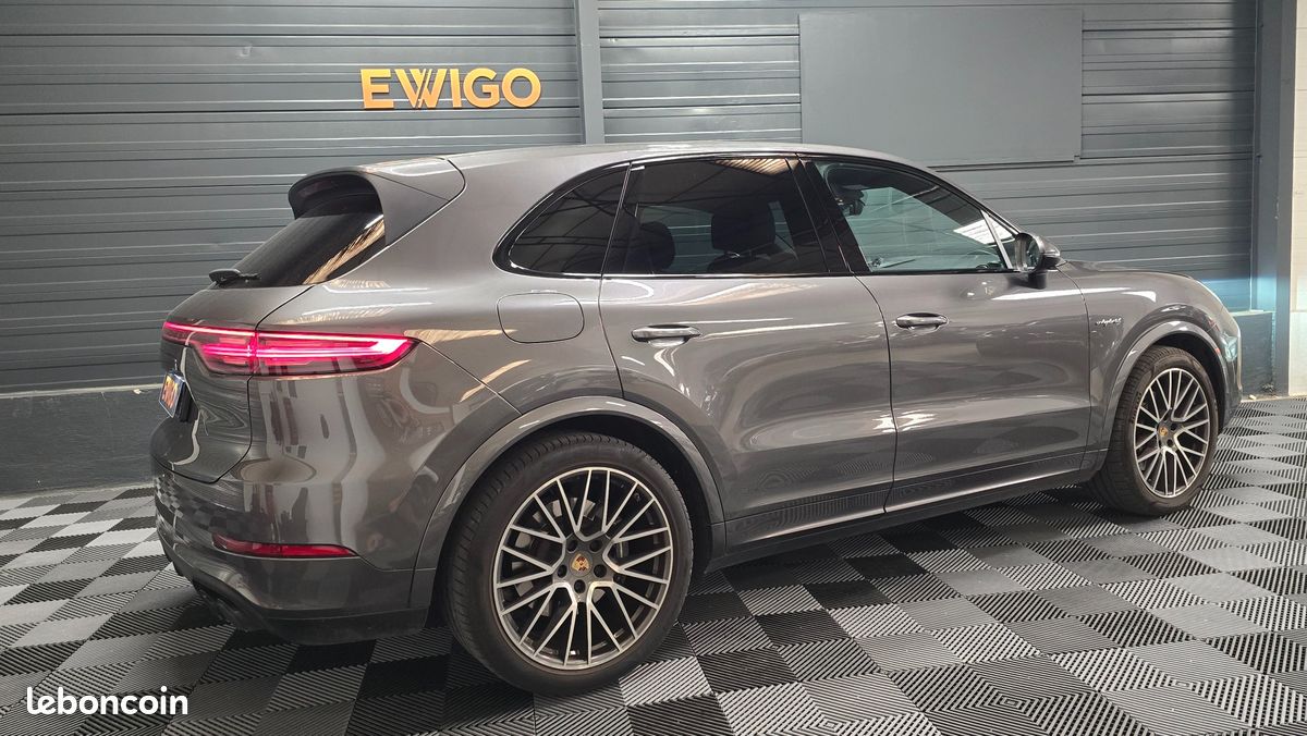 PORSCHE CAYENNE 3.0 E-HYBRID 462H 340 PHEV 14.1KWH PLATINUM EDITION BVa (image 4)