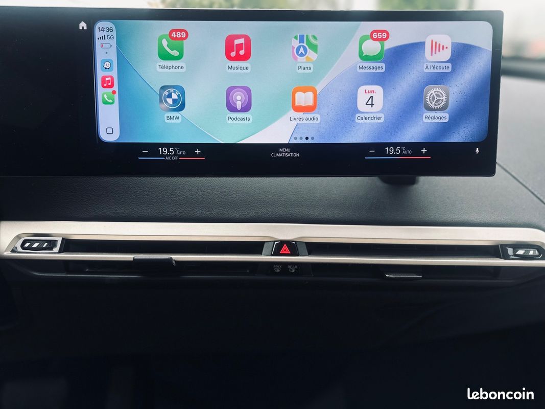 BMW iX 40e 326CH xDrive + CARPLAY SANS FIL + SIEGES CHAUFFANTS/VENTILES/MASSANTS/ELECTRIQUES + HARMAN KARDON + 1ERE MAIN + GARANTIE 12 MOIS (image 15)