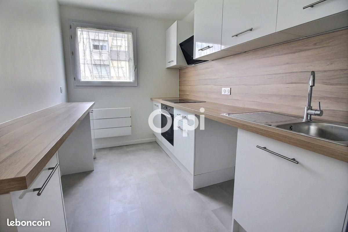 Appartement 3 pièces 64 m² · à Viry-Châtillon · 64 m² · 1 150 €