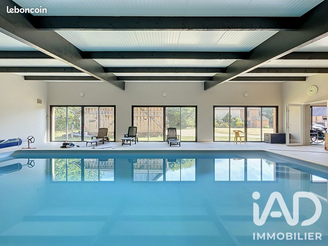 Maison 5 pièces 172 m² · à Mortain-Bocage · 172 m² · 324 500 €