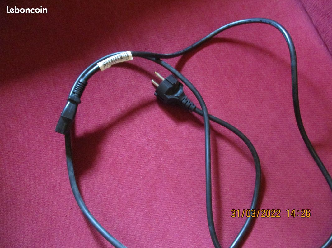 Cable pour informatique (image 1)