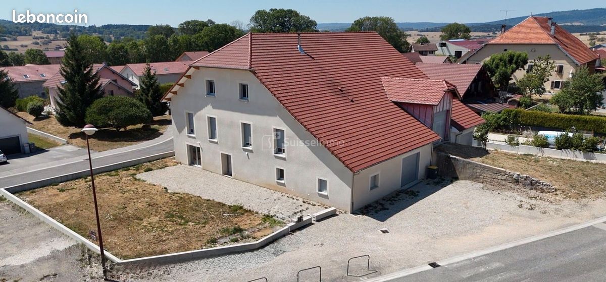 Maison 8 pièces 258 m² · à Val-d'Usiers · 258 m² · 649 000 €