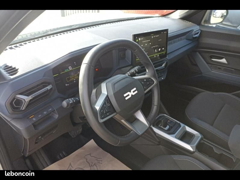 Dacia Duster 1.6 hybrid 140ch Journey (image 9)