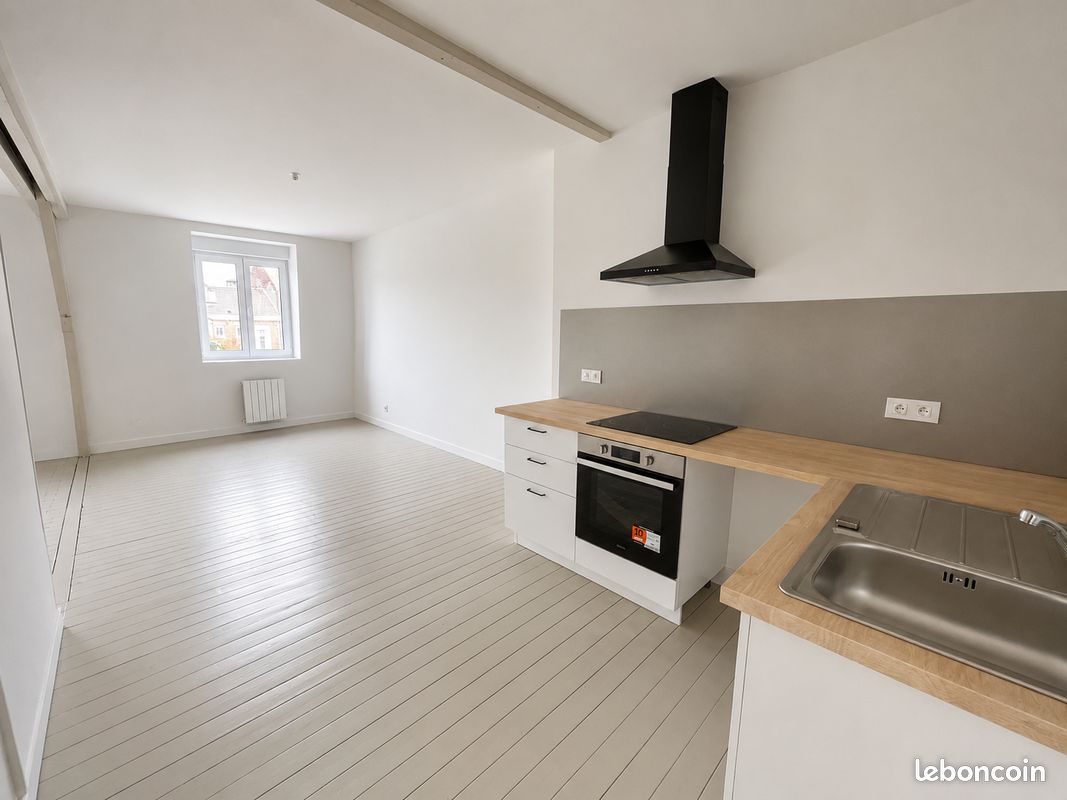 Appartement 2 pièces 43 m² · à Saint-Quentin · 43 m² · 590 €/mois