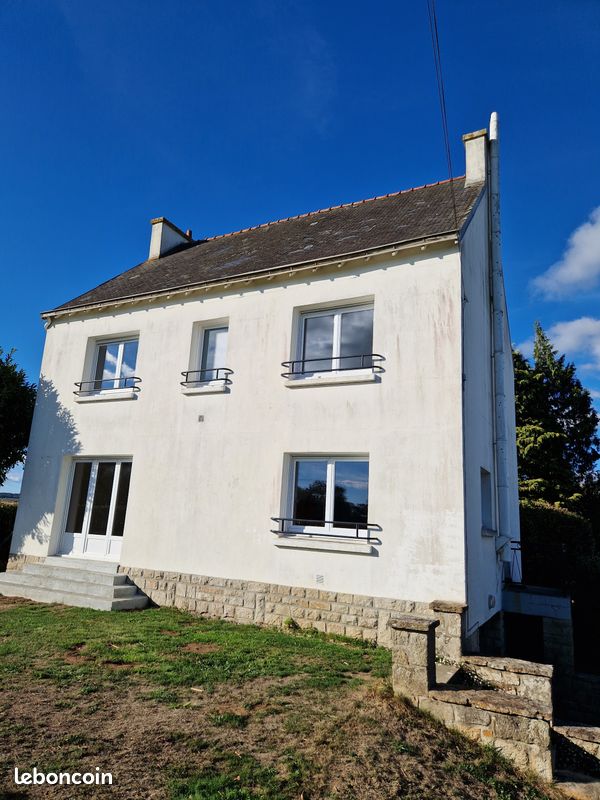 Maison 6 pièces 122 m² · à Plogonnec · 122 m² · 910 €/mois