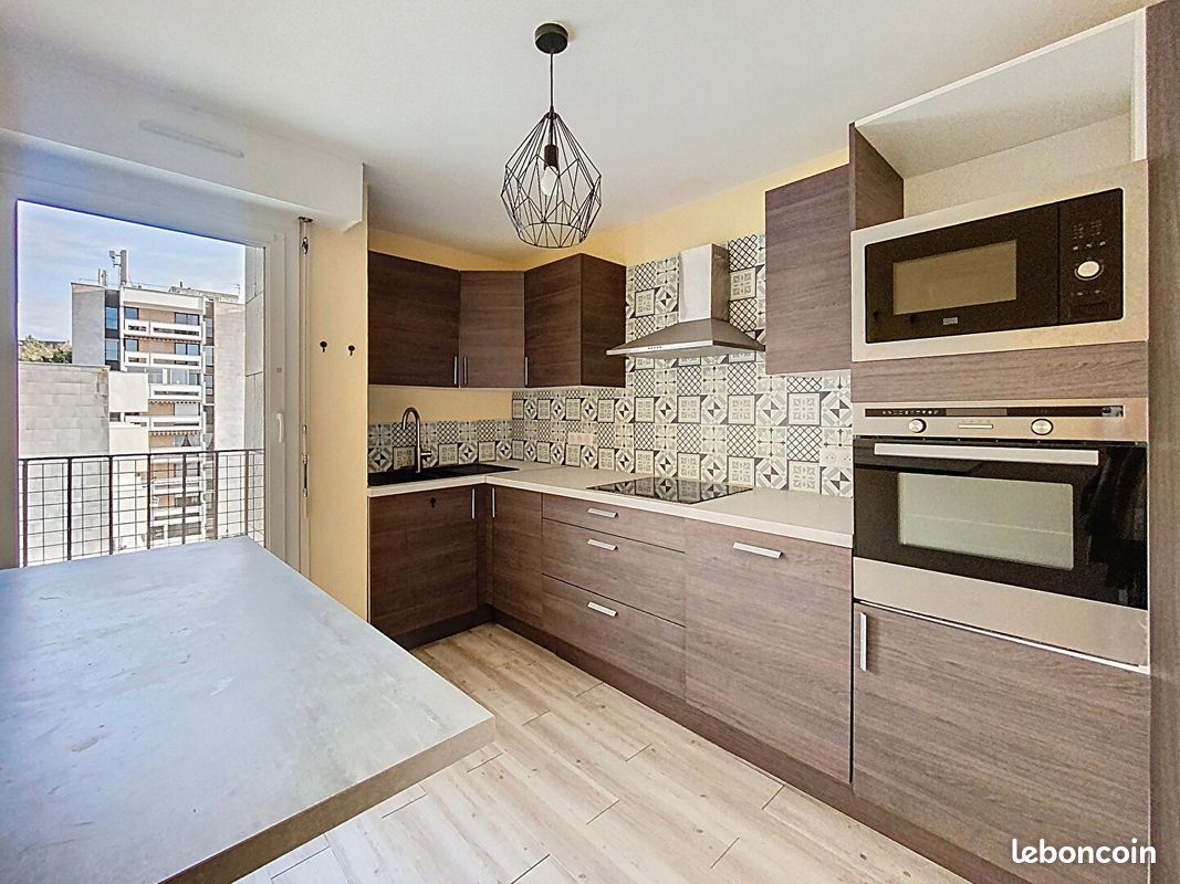 Appartement 3 pièces 71 m² · à Épernay · 71 m² · 750 €