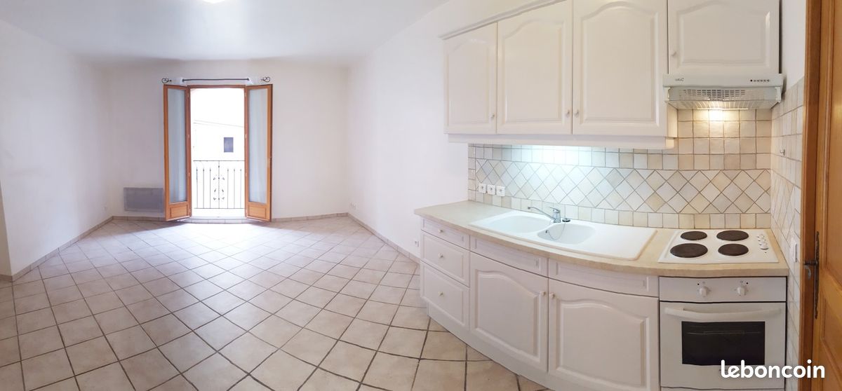 Appartement 1 pièce 28 m² · à Peyrolles-en-Provence · 28 m² · 495 €/mois