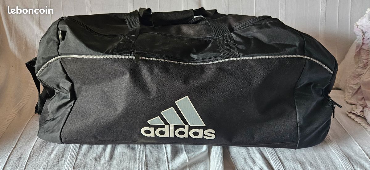 Sac voyage marque ADIDAS (image 1)