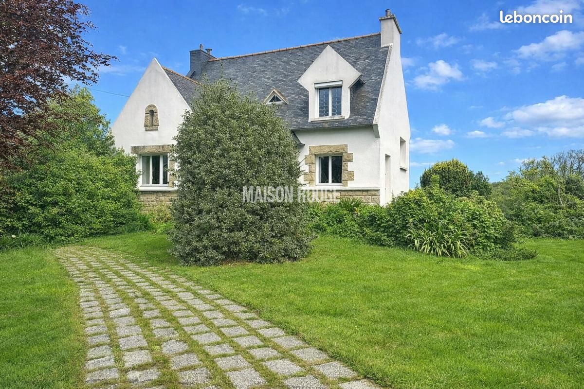 Maison 7 pièces 110 m² · à Penvénan · 110 m² · 229 570 €