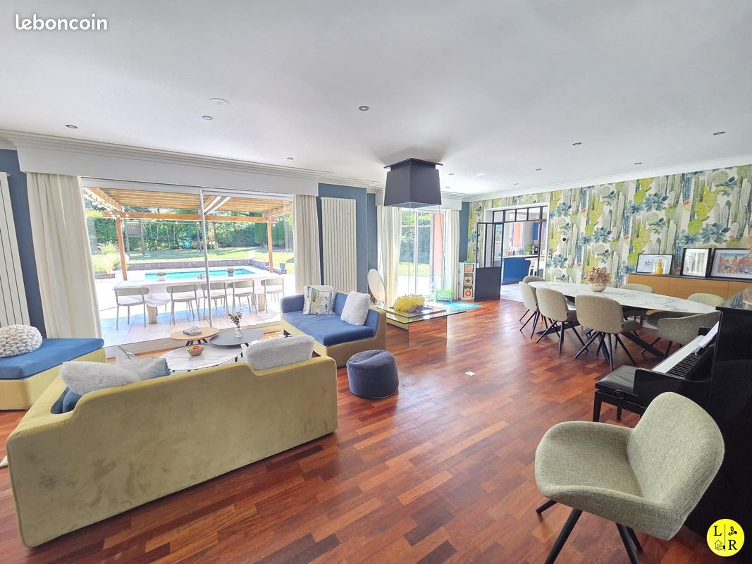 Maison 8 pièces 251 m² · à Arras · 251 m² · 790 000 €
