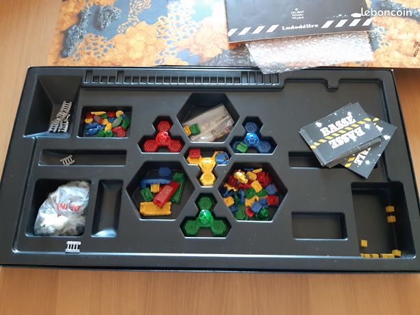 Jeu De Société Full Metal Planète Par Ludodélire - Édition 1989 Complète Avec Dés Verts