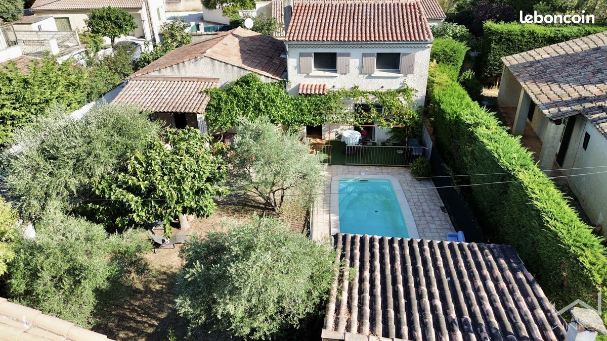 Maison 5 pièces 124 m² · à Sorgues · 124 m² · 294 000 €