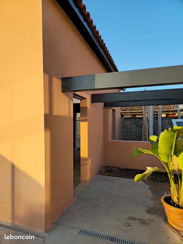 Maison 6 pièces 250 m² · à Grisolles · 250 m² · 450 000 €
