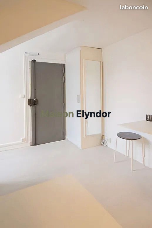 Appartement 1 pièce 15 m² · à Paris · 15 m² · 815 €/mois
