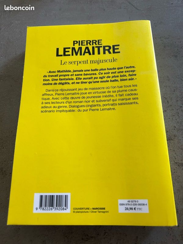 Livre «  le Serpent Majuscule «  de Pierre Lemaître (image 3)