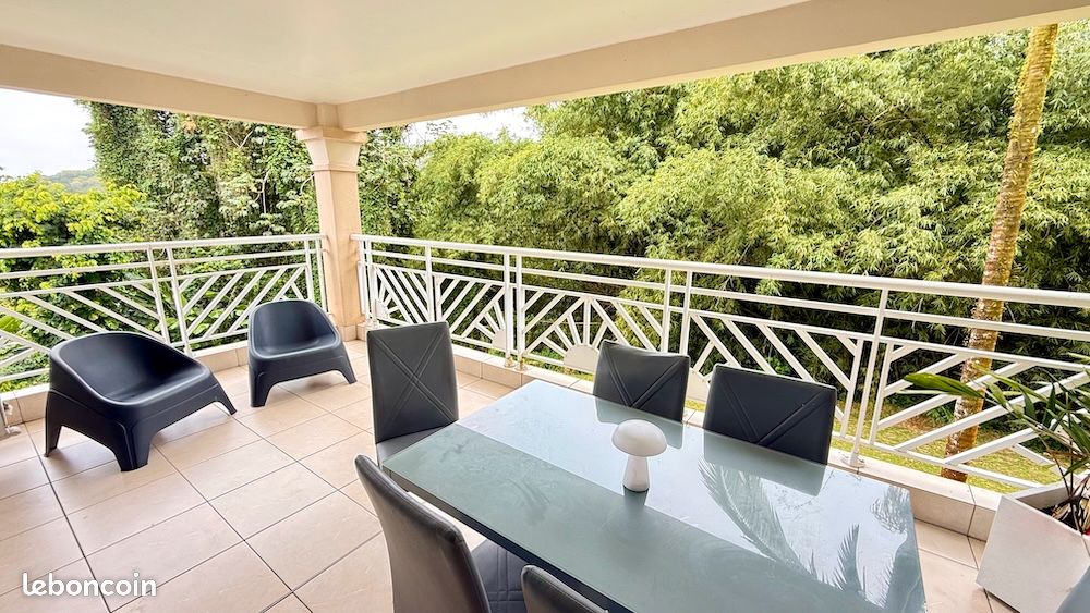 Appartement 4 pièces 82 m² · à Fort-de-France · 82 m² · 250 000 €