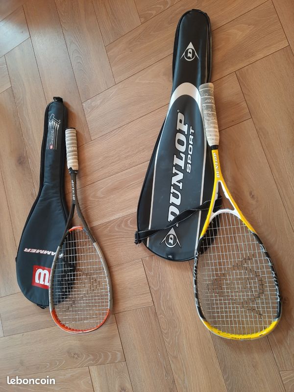 Dunlop Black Max Graphite Squash Racket with Cover