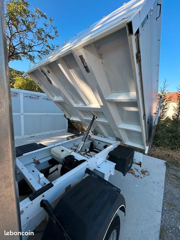20820 HT – MASTER double cabine L3 2.3 DCi 165 benne paysagiste + coffre (image 9)