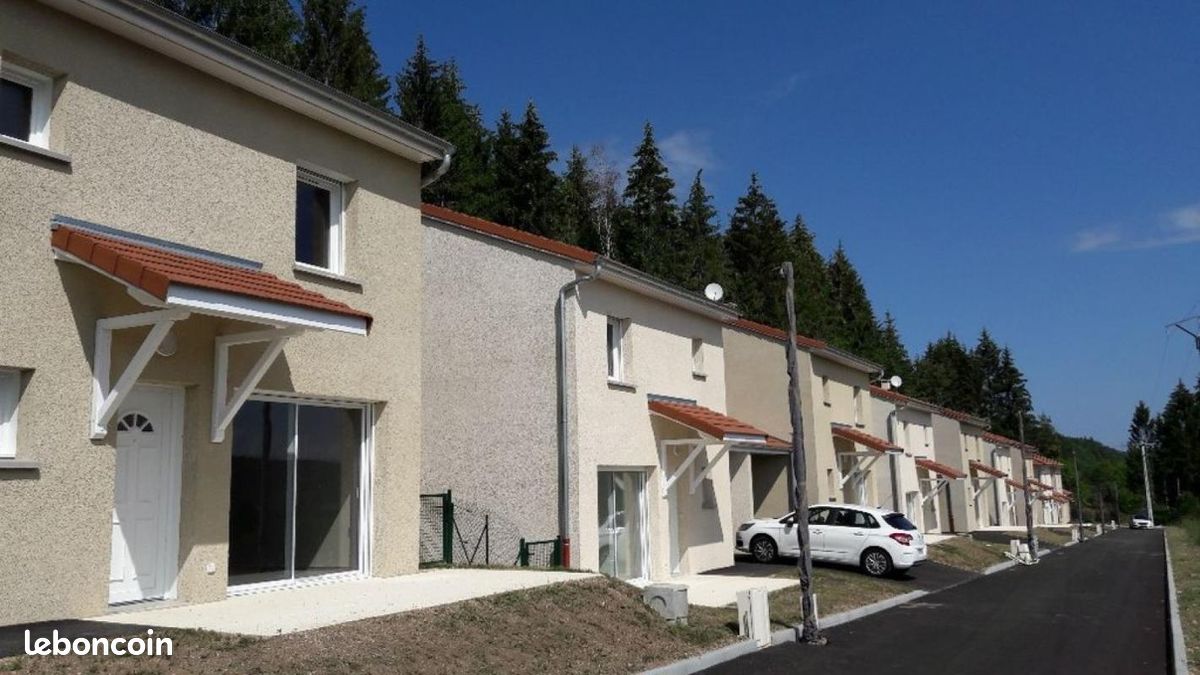 Maison 3 pièces 76 m² · à Izernore · 76 m² · 480 €/mois
