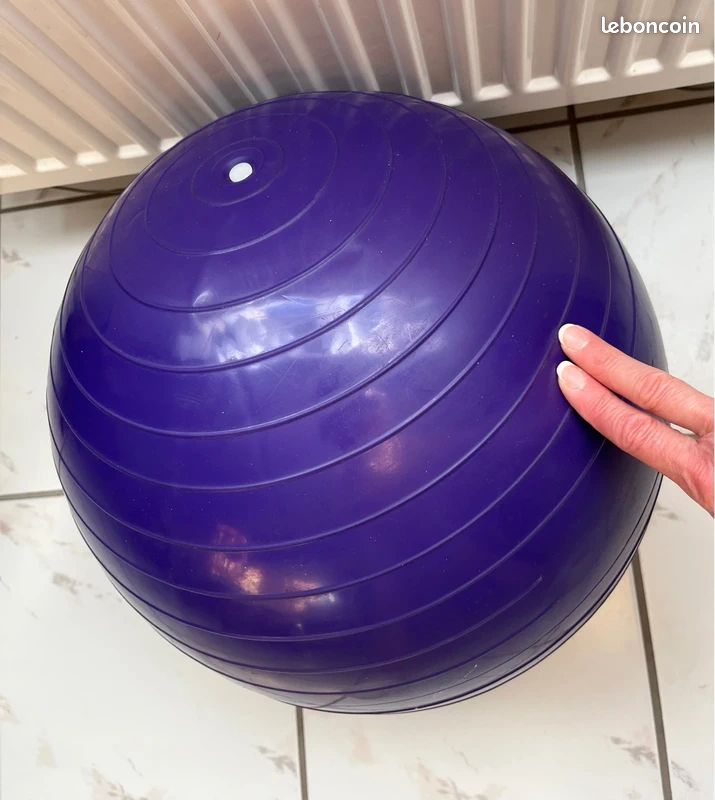 SUPVOX Ballon De Gymnastique De 18 Cm En PVC Violet – Léger Et Stable, Pour Enfants, Danse Et Compétitions