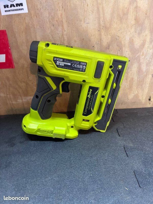 Agrafeuse Ryobi One + 18 V (image 2)