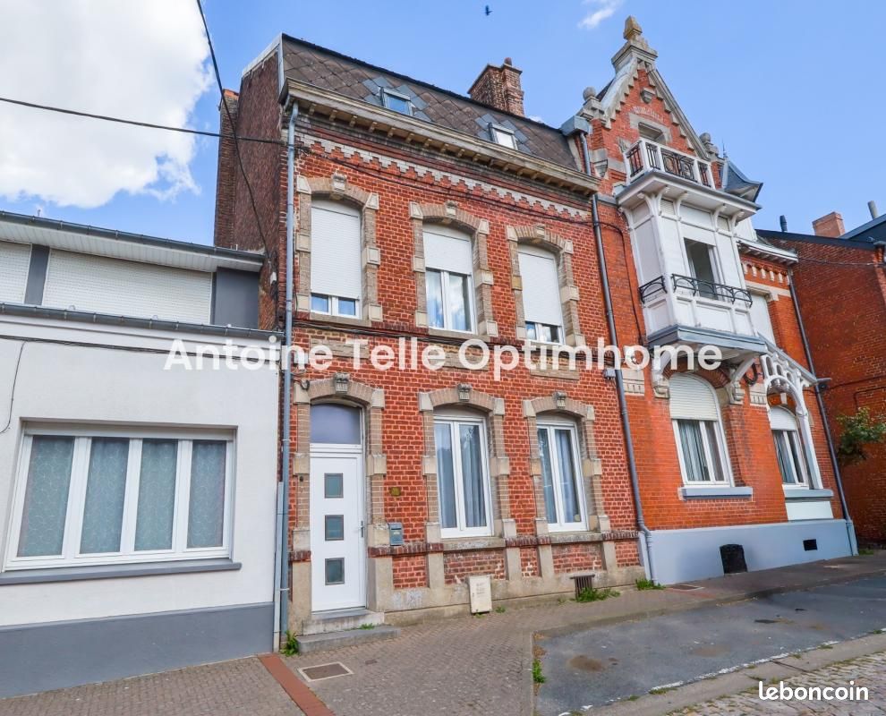 Maison 10 pièces 189 m² · à Le Cateau-Cambrésis · 189 m² · 136 000 €