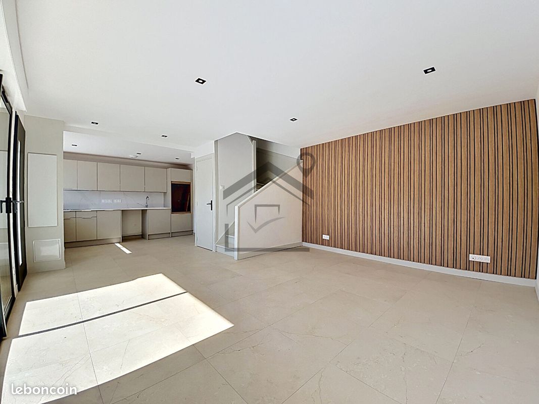 Maison 4 pièces 75 m² · à Vitrolles · 75 m² · 309 000 €