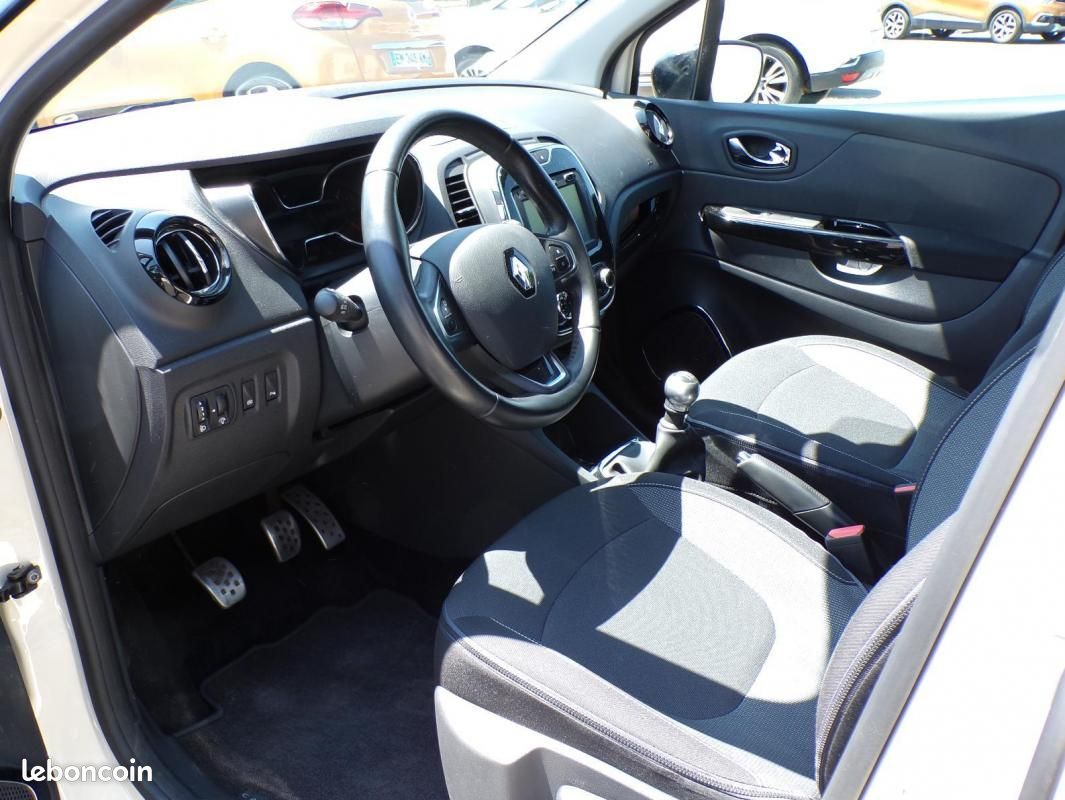 Renault Captur INTENS TCE 90 CV (image 10)