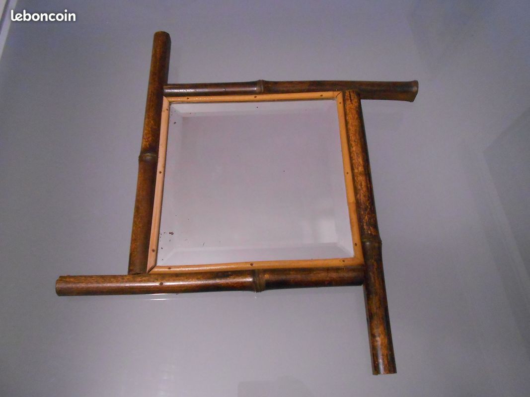 Miroir sncf bambou bisauté vintage Hauteur 34 cm Largeur 35 cm avec étiquette au dos : " chemins de fer de ceinture " Année 1950 1960 (image 1)