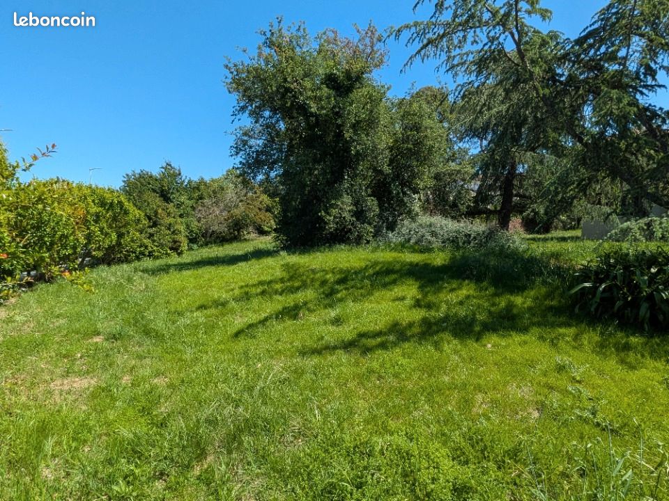 Terrain 500 m² Villate · 115 000 €