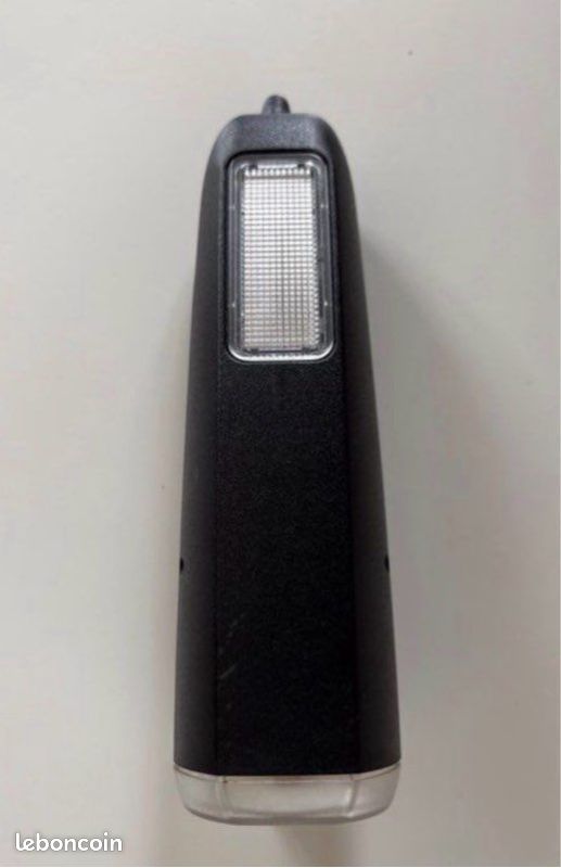 Lampe coffre détachable Peugeot Citroën (image 1)