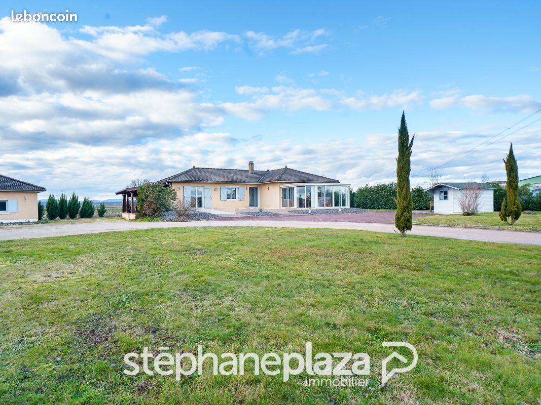 Maison 5 pièces 140 m² · à Manziat · 140 m² · 359 000 €