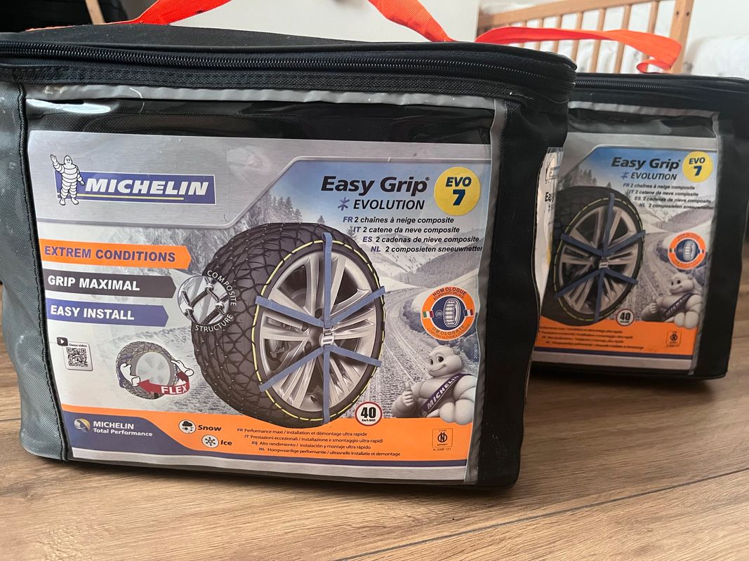 Michelin Easy Grip Evo 7 NEUVES - Équipement auto