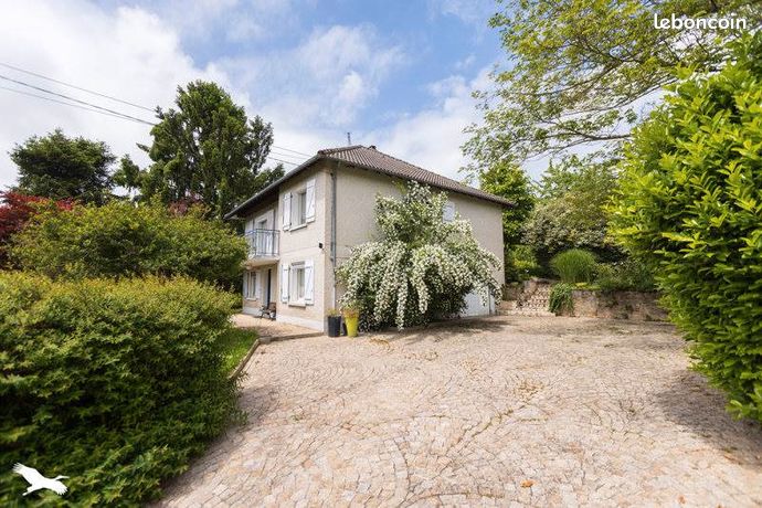 Maison 6 pièces 126 m²