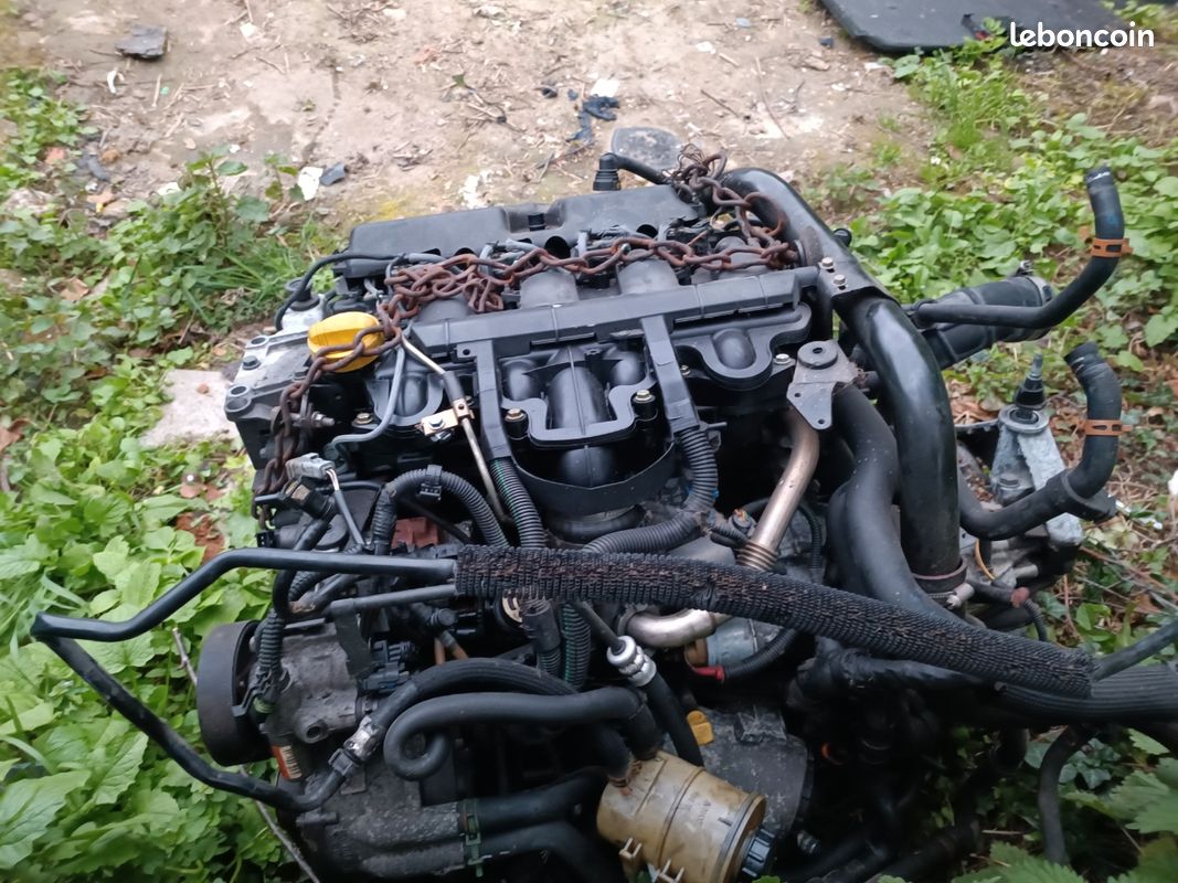 Moteur espace 4 master 2l2 dci - Équipement auto