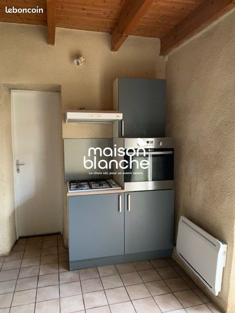 Maison 3 pièces 82 m² · à Airvault · 82 m² · 461 €/mois