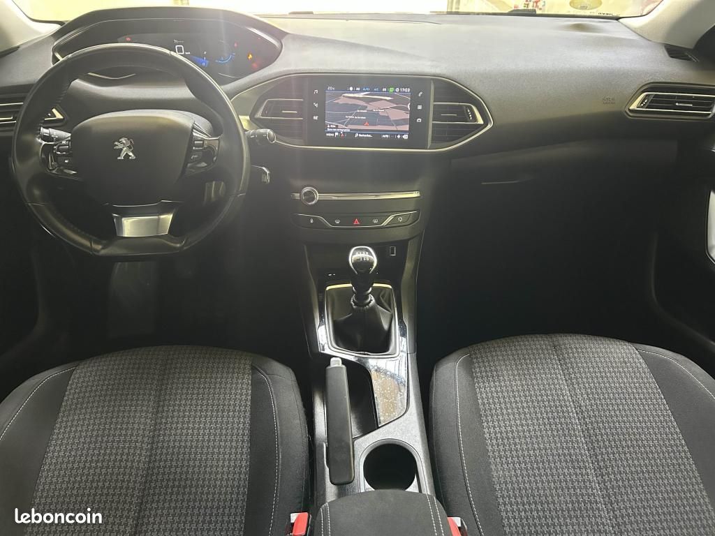 PEUGEOT 308 SW 1.5 BlueHDi - 130 Active Pack ( Camera - Siège chauffants ) (image 10)